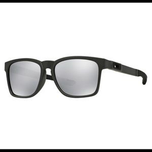 Brand New OAKLEY Catalyst Sunglasses